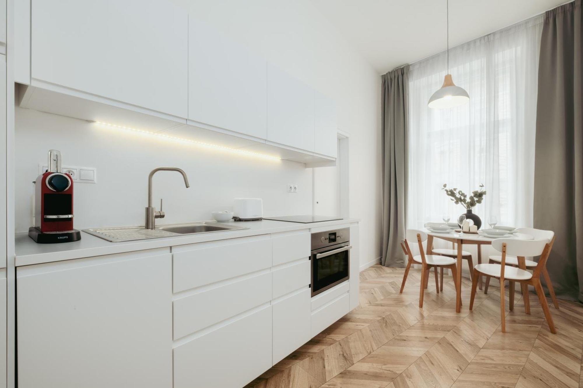 Two Bedroom Apartment Near Park In Vinohrady By Prague Days Exteriér fotografie